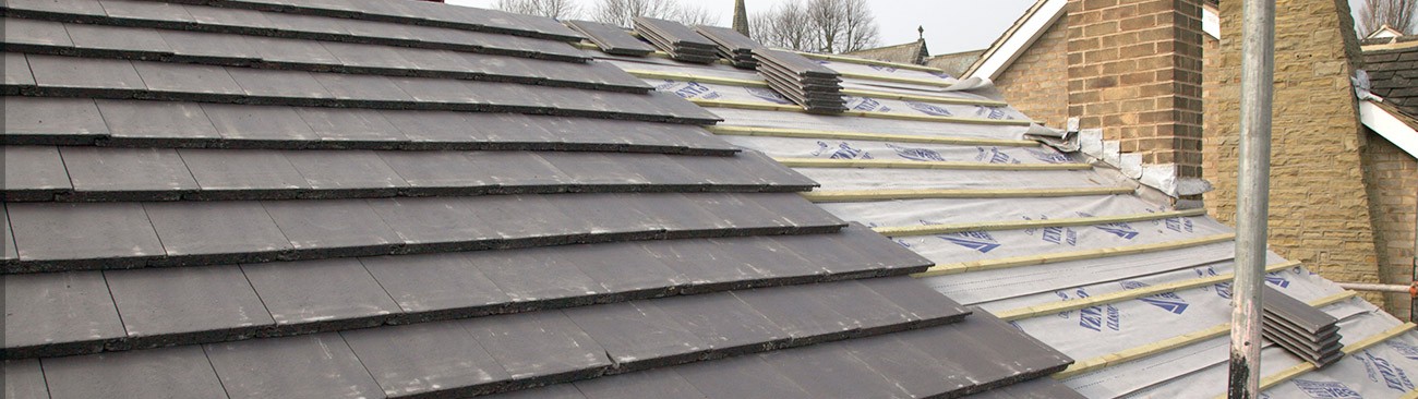 Laying a tiled roof
